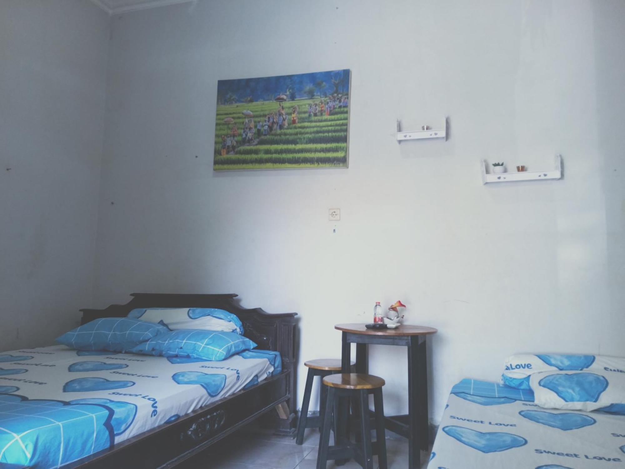 Kost Backpacker Hotel Sidoarjo Exterior photo