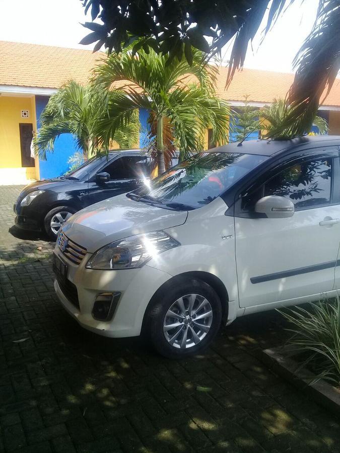 Kost Backpacker Hotel Sidoarjo Exterior photo